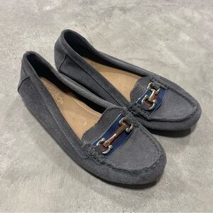 Coach and Four Gray Suede Loafers Horse bit driving shoes size 6 Italy gold tone